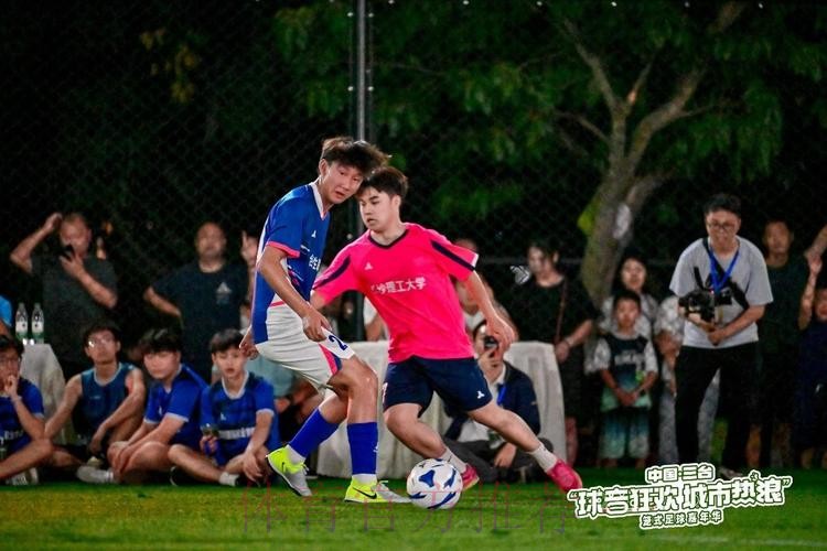 第十三届全运会群众比赛笼式足球青海赛区海选赛开幕 第十三届全运会群众比赛笼式足球青海赛区海选赛开幕